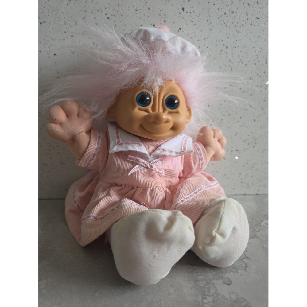 Russ Berrie Co. Troll Doll Daisy 2319 Pink Hair Outfit 12" Mint Condition